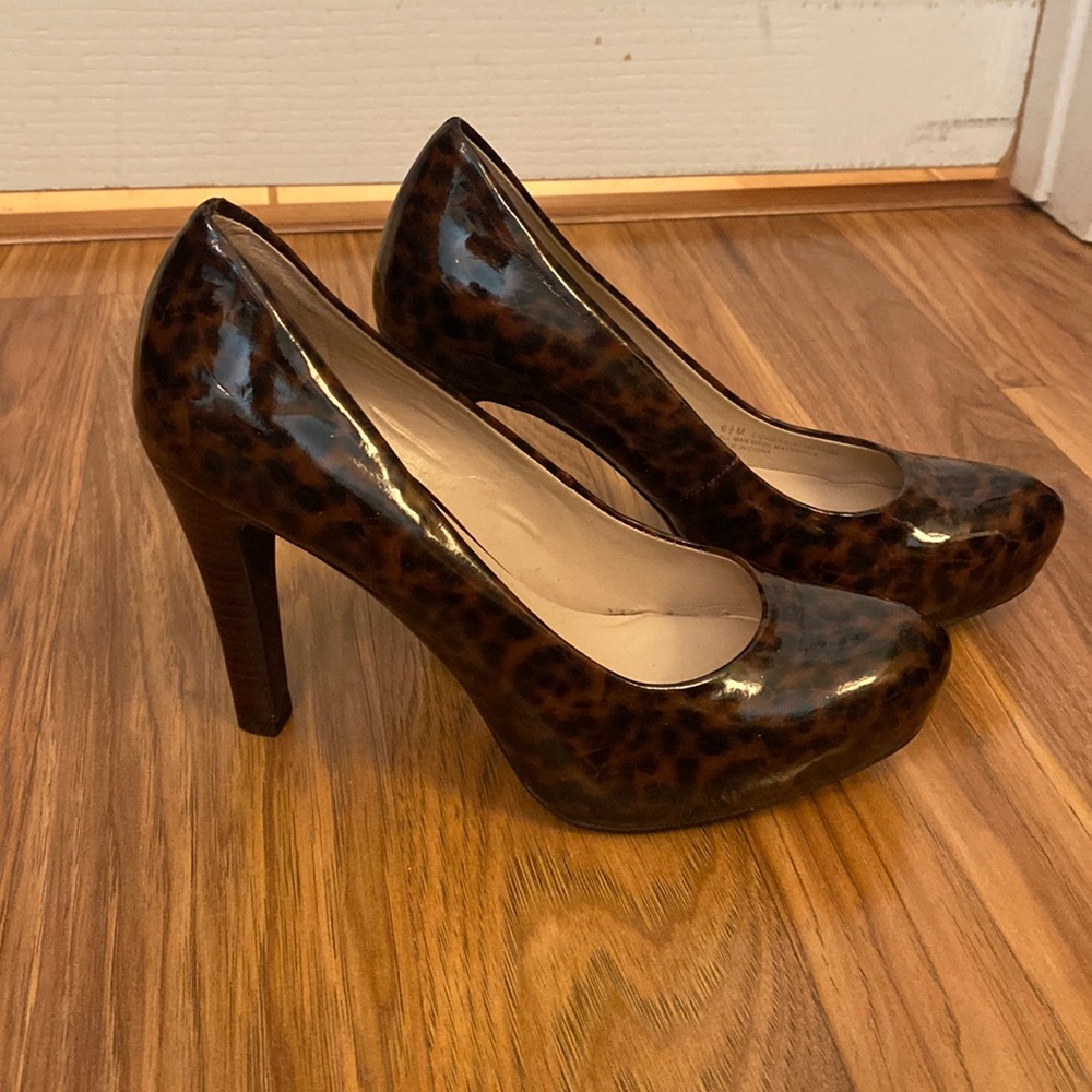 New with tags Franco Sarto brown pumps size 6.5